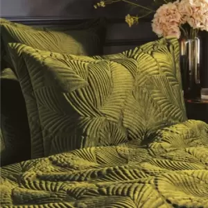 Palmeria Quilted Velvet Pillowcase Moss