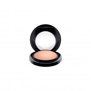 MAC Mineralize Blush Cosmic Force