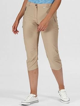 Regatta Brown 'Chaska II' Active Lightweight Walking Capri Shorts - 8