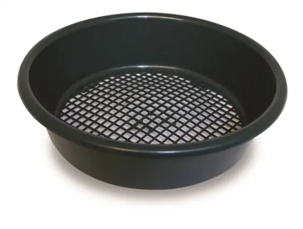 Town & Country Plastic Sieve Green