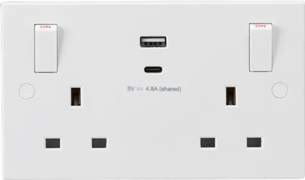 KnightsBridge 13A 2G Square Edge White Switched socket with outboard rockers and dual USB (A+C) 5V DC 4.8A shared