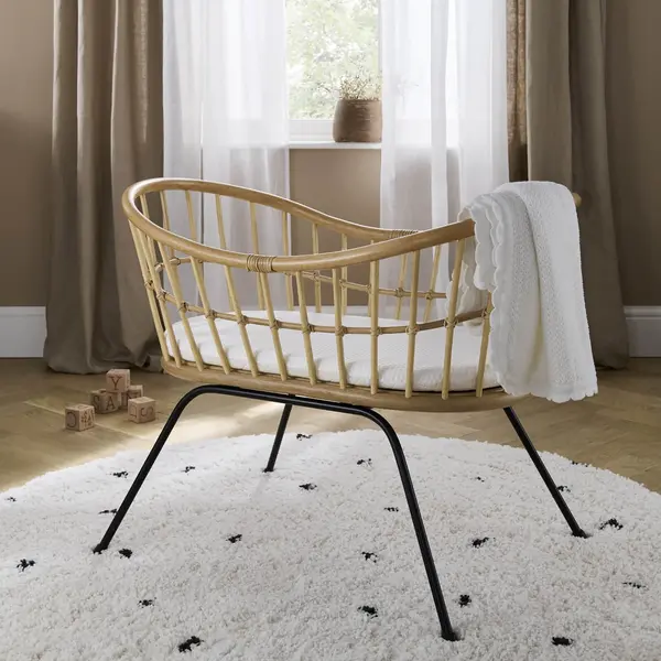 CuddleCo Aria Wave Rattan Crib Natural