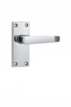 Wickes New York Victorian Straight Latch Door Handle - Chrome 1 Pair