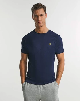 Lyle & Scott Sport Core Raglan T-Shirt