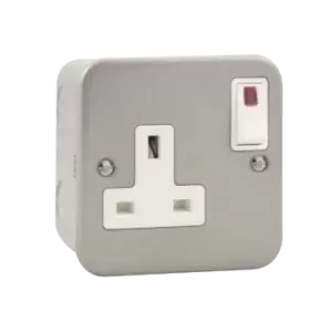 Click Scolmore Essentials 1 Gang 13A Double Pole Plug Socket With Neon - CL835