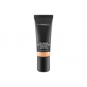 MAC Pro Longwear Nourishing Waterproof Foundation Nc30