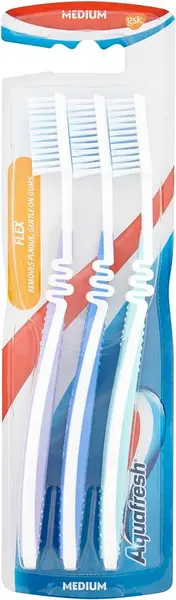 Aquafresh Flex Medium Toothbrush 3 Pack