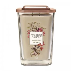 Yankee Candle Elevation Velvet Woods Candle 552g