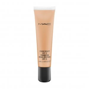 MAC Studio Sculpt Foundation Nc44