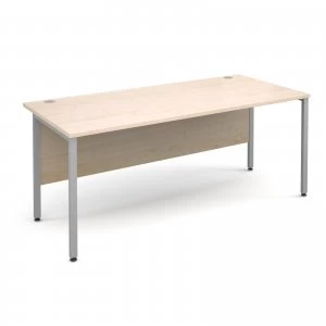 Maestro 25 SL Straight Desk 1800mm x 800mm - Silver H Frame Maple top