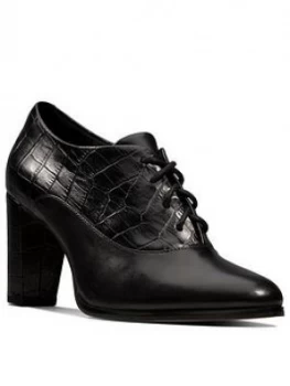 Clarks Kaylin Ida Shoe Boot - Black, Size 4, Women