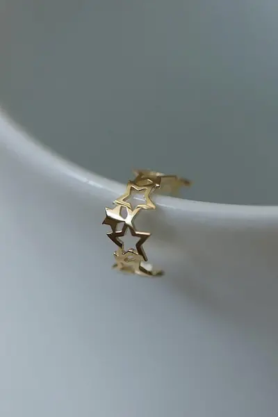 Elk & Bloom Gold Star Ear Cuff - No Piercing Necessary Gold