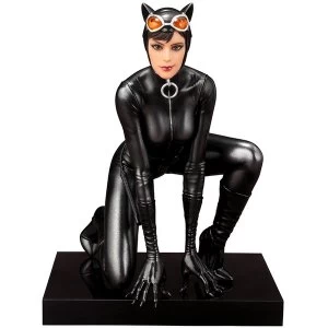 Catwoman DC Comics ArtFX Figure