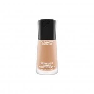 MAC Mineralize Moisture SPF15 Foundation Nc35