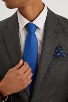 Tie With Printed Pocket Square