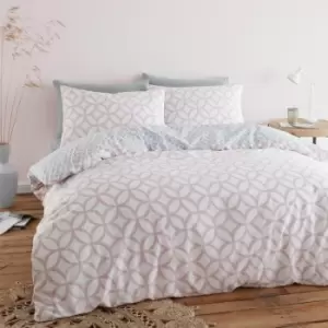 Geo Trellis Pink Geometric Duvet Cover Set Single Bedding Set - Pink - Catherine Lansfield