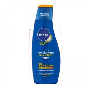 Nivea Sun Moisturising Sun Lotion SPF15 Medium