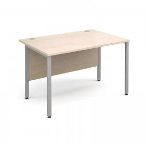 Maestro 25 SL Straight Desk 1200mm x 800mm - Silver H Frame Maple top