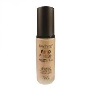 Technic Pro Finish Matte Fix Foundation Beige