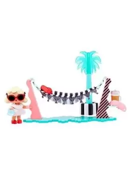 L.O.L Surprise! Furniture Playset With Doll - Leading Baby + Vacay Lounge