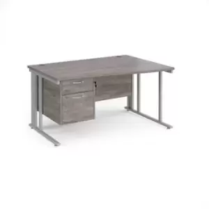 Maestro 25 right hand wave desk 1400mm wide with 2 drawer pedestal - silver cable managed leg frame and grey oak top