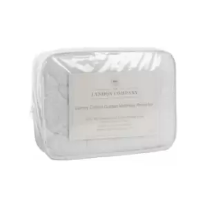 The Lyndon Company Cotton Quilted Mattress Protector Super King