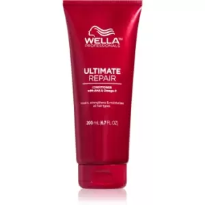 Wella Professionals Ultimate Repair Conditioner moisturising conditioner for damaged and colour-treated hair 200ml