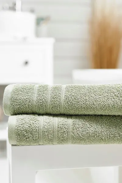 Deyongs Harrison Everyday Towels Light Green