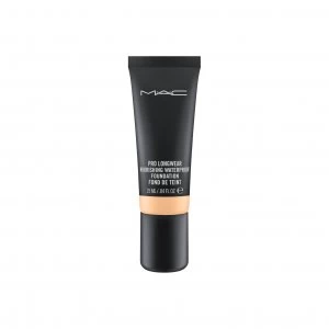 MAC Pro Longwear Nourishing Waterproof Foundation Nc44