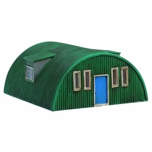 Hornby Corrugated Nissen Hut Model