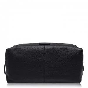 Howick Leather Wash Bag - Black