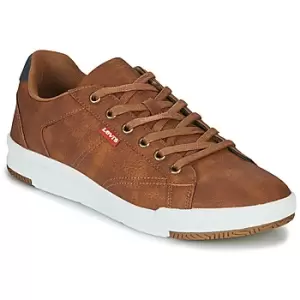 Levis COGSWELL mens Shoes Trainers in Brown