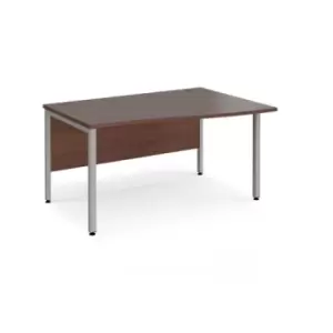 Office Desk Right Hand Wave Desk 1400mm Walnut Top With Silver Frame Maestro 25 MB14WRSW