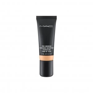 MAC Pro Longwear Nourishing Waterproof Foundation Nc47