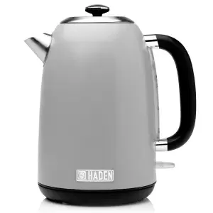 Haden Hove 1.7L Kettle 192875 in Smoke Grey