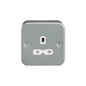 Metal Clad 13A 1G Unswitched Socket - Knightsbridge