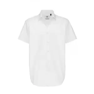 B&C Mens Sharp Twill Short Sleeve Shirt / Mens Shirts (S) (White)