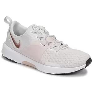 Nike CITY TRAINER 3 womens Sports Trainers (Shoes) in Gold,7.5,6.5