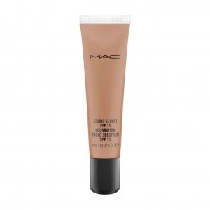 MAC Studio Sculpt Foundation Nc50