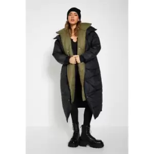 I Saw It First Contrast Double Layered Padded Coat - Black