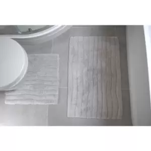 Finley Two Piece Ribbed 100% Cotton Bathmat & Pedestal Set Silver