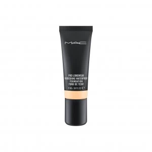 MAC Pro Longwear Nourishing Waterproof Foundation Nc40