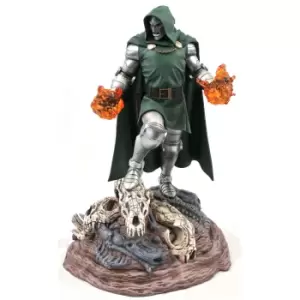 Diamond Select Marvel Gallery Dr. Doom 9-inch PVC Statue - Exclusive