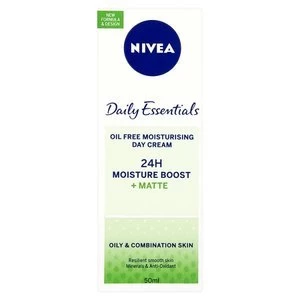 Nivea Visage Oil Free Day 50ml Moisturising Day Cream 50ml