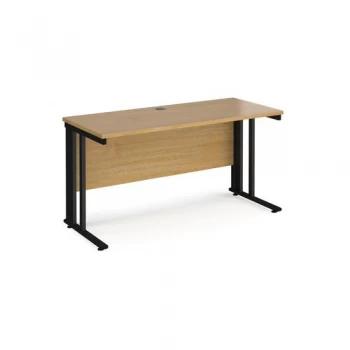 Maestro 25 straight desk 1400mm x 600mm - Black cable managed leg frame and oak top