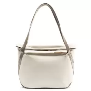 Peak Design Everyday Tote V2 15L in Bone