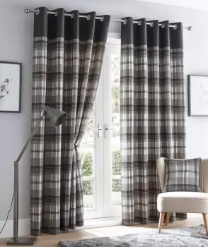 Orleans Check Eyelet Curtain