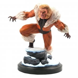 Diamond Select Marvel Premiere Collection Comic Sabertooth Statue