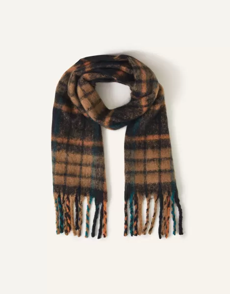 Super-Fluffy Check Scarf