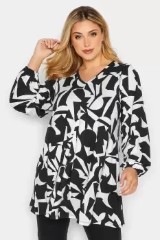 Curve Black & White Geometric Print Swing Top